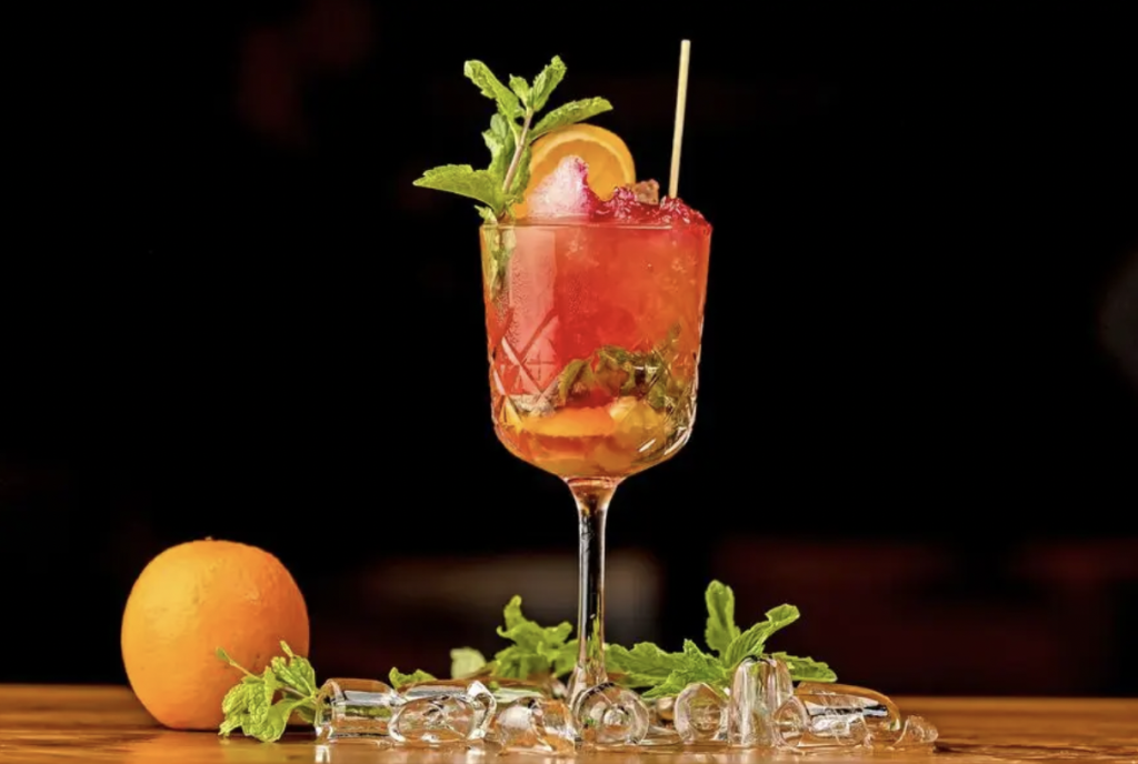 Mocktails 101: Elevate Your Alcohol-Free Drinking Experience
